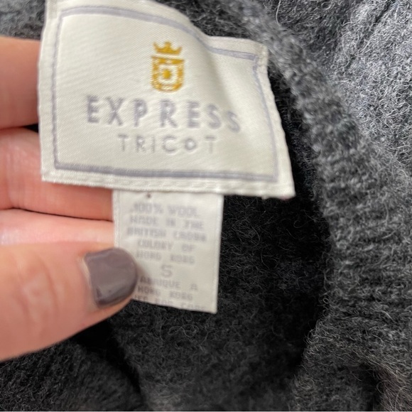 VTG Express Tricot Wool Sweater Grey V neck Size Small Large Ribbing - Picture 9 of 9
